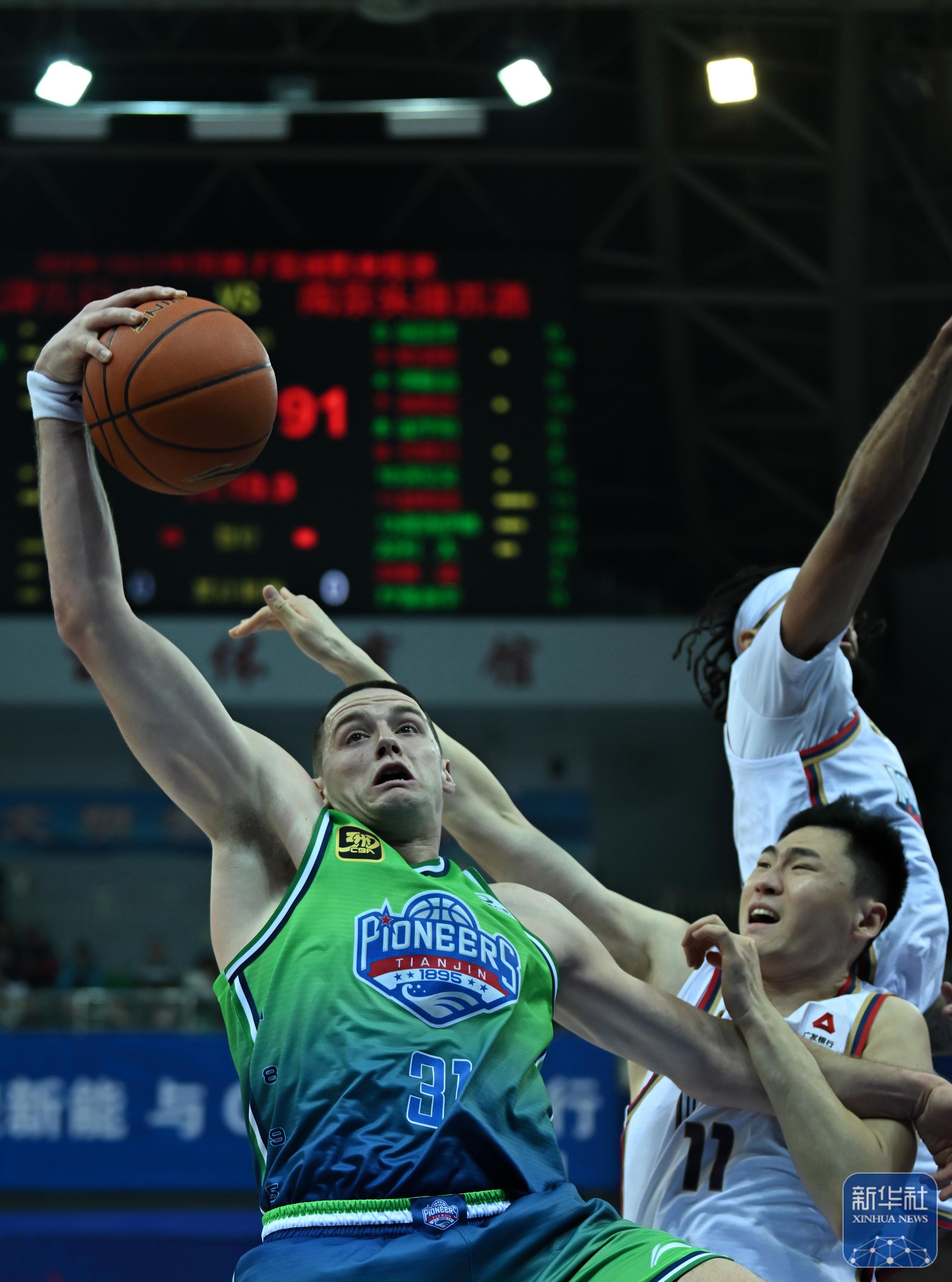 九游登录入口-CBA常规赛清晨走向成谜；AC米兰强势反弹；赛场秩序良好；高层口径保持一致