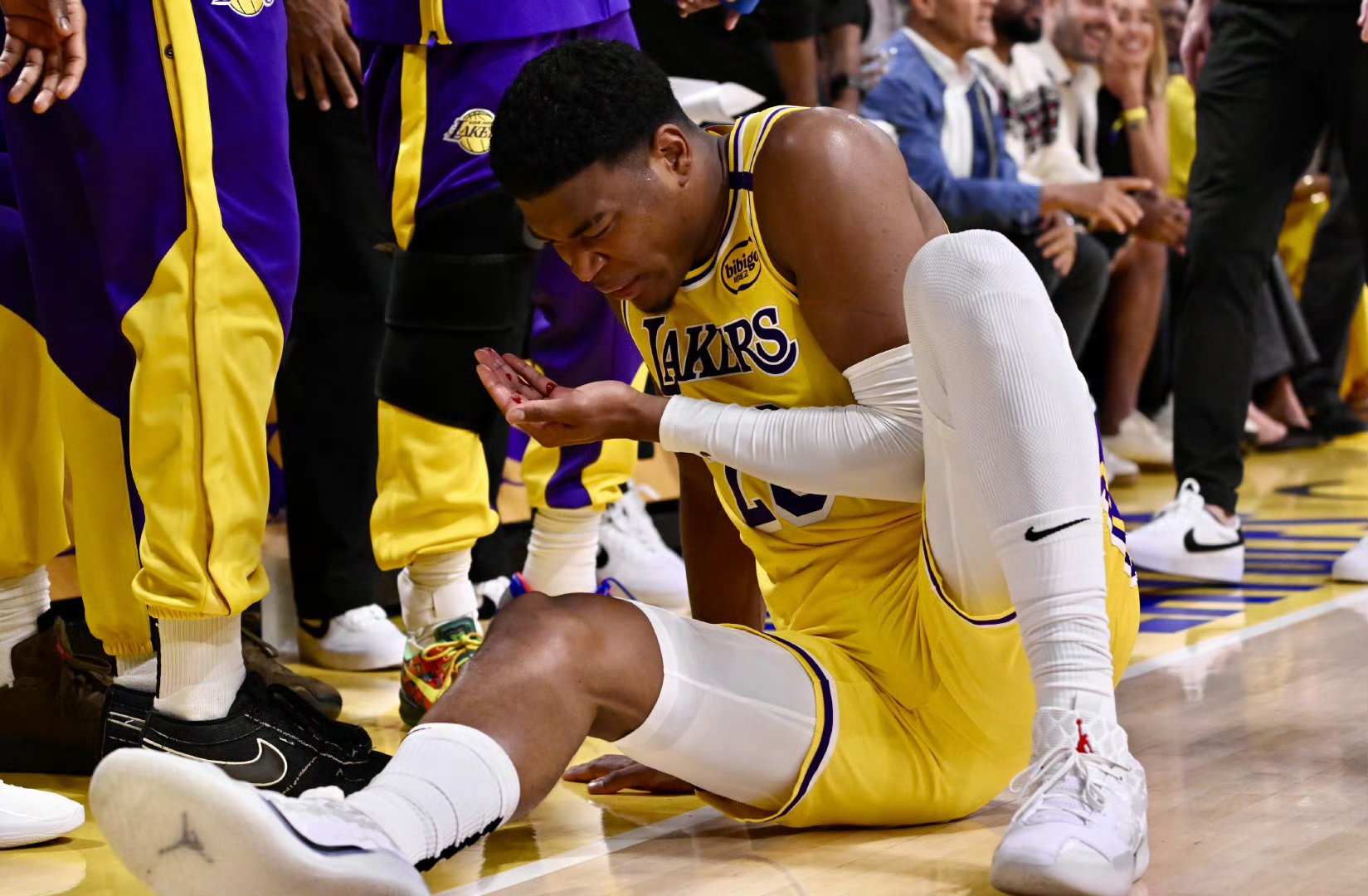 JIUYOU-洛杉矶湖人冲刺阶段单刀错失，志在NBA总决赛名次提升，悬念犹存，细节决定成败的简单介绍